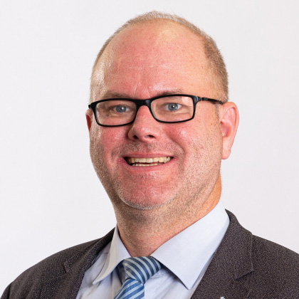 Carsten Strasdat